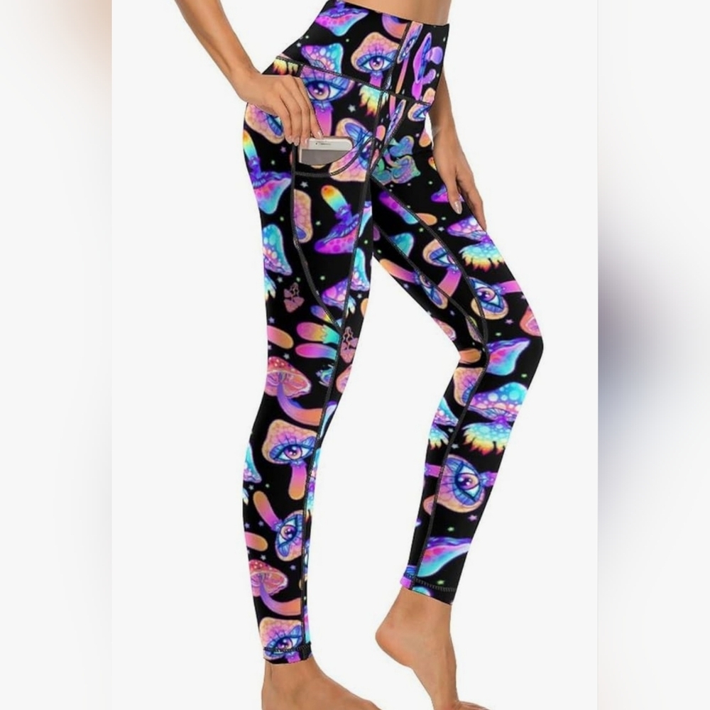 MSOKAZZLES Psychedelic Mushroom Yoga Pants – Size Small